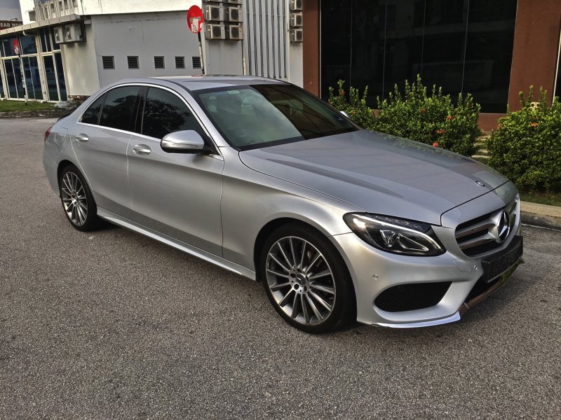 Мерседес Бенц w205