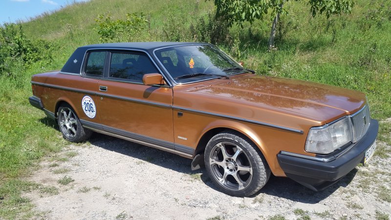 Volvo 262 advertising