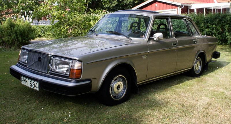 1975 Volvo 260