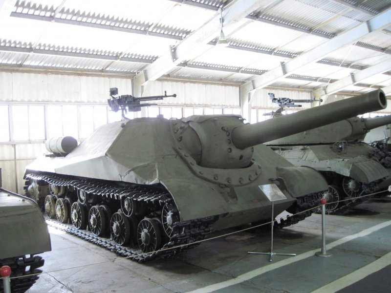 Танк объект 704