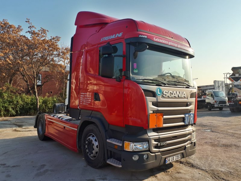 Scania 440