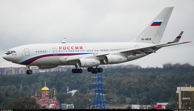 Самолет президента РФ ил-96-300