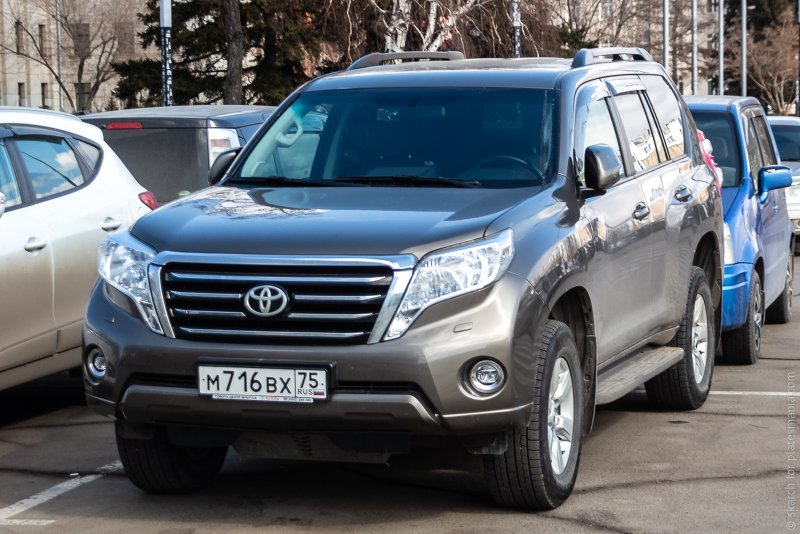 Toyota Land Cruiser 65