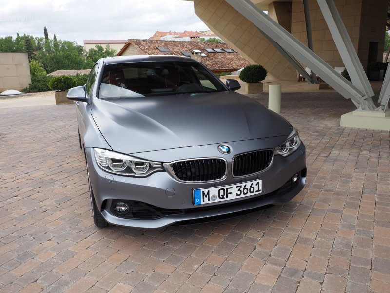 BMW 4 Gray