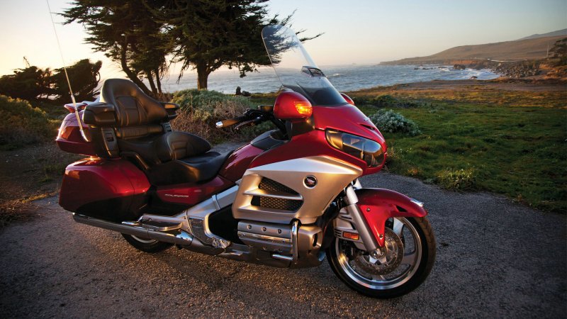 Мотоцикл Honda Gold Wing