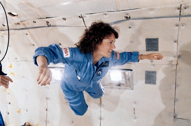 STS-61 1986