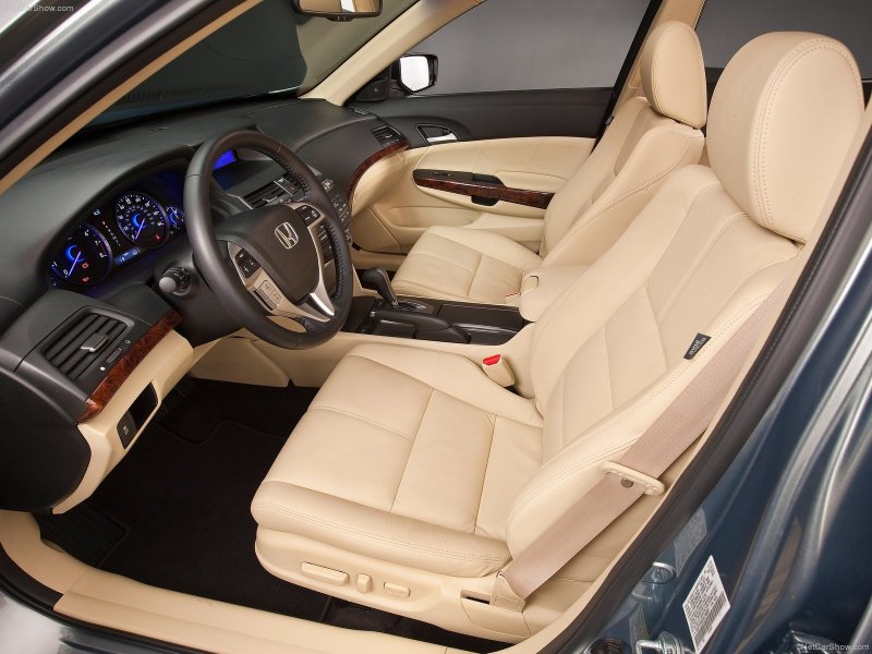 Хонда Accord Crosstour