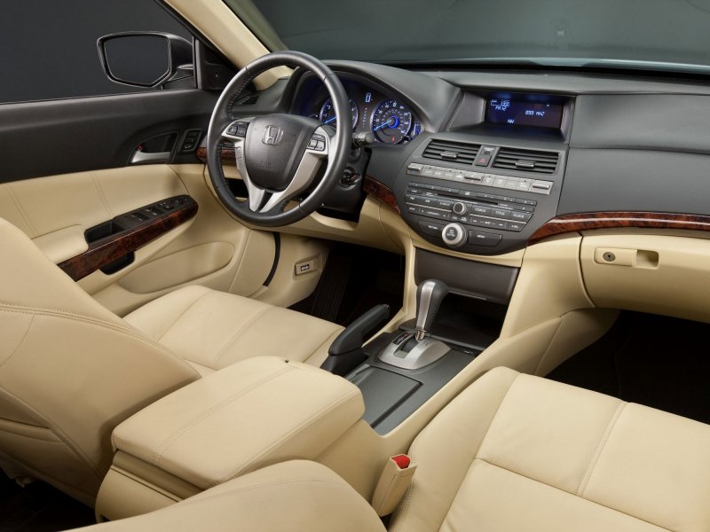 Хонда Crosstour 2008