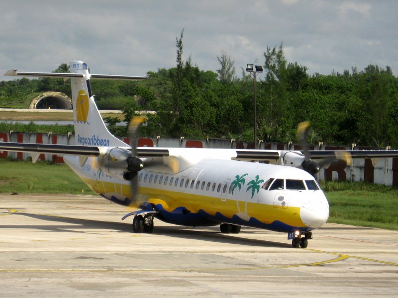 Самолетом ATR-72-212 компании Aerocaribbean,