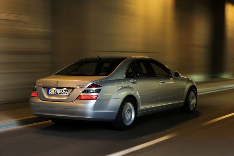 Mercedes Benz s500 4matic