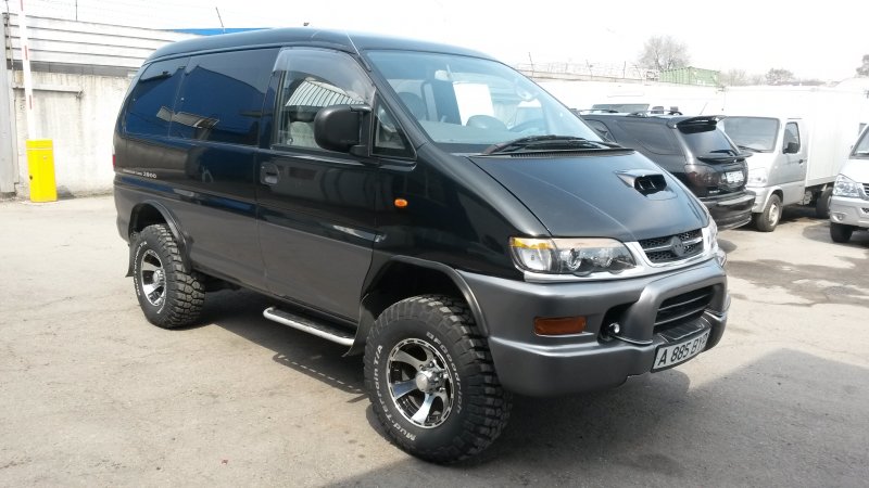 Mitsubishi Delica 2021