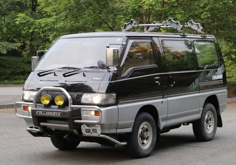 Mitsubishi Delica Space Gear 1994