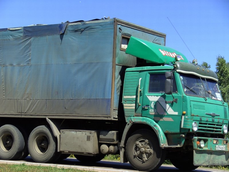 КАМАЗ 5320 тягач