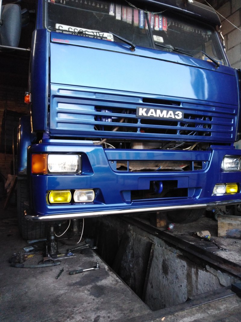 КАМАЗ 55102 С евро бампером
