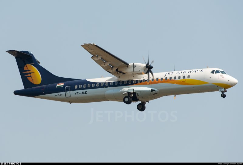ATR 72 500 самолет салон