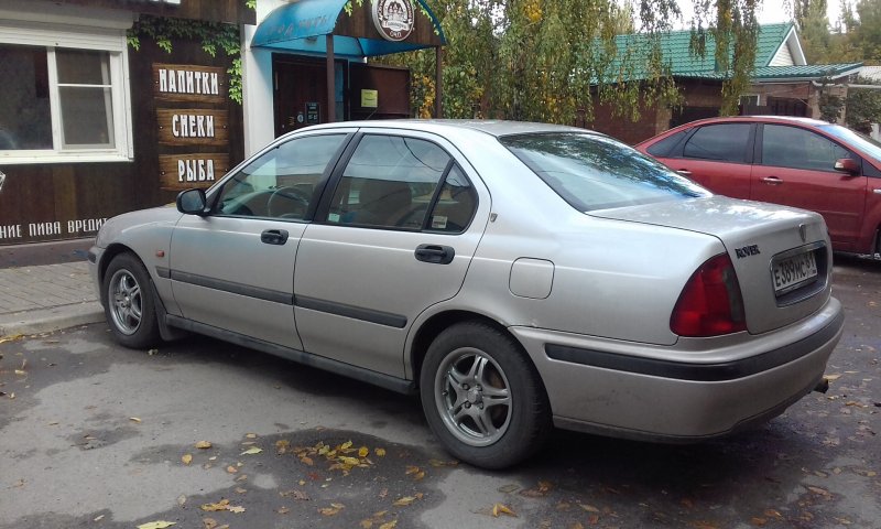 Rover 400 II