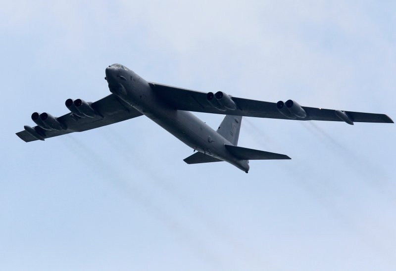 Стратегический бомбардировщик м-50