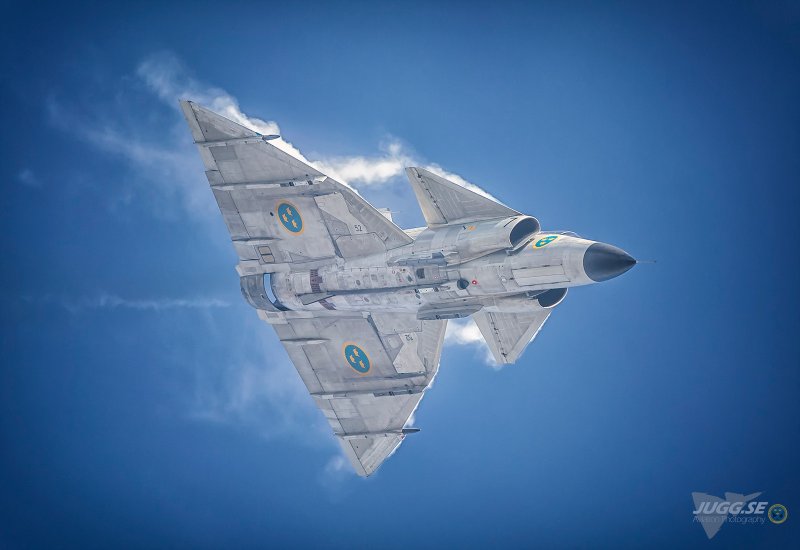 F-16 and Saab 37 Viggen