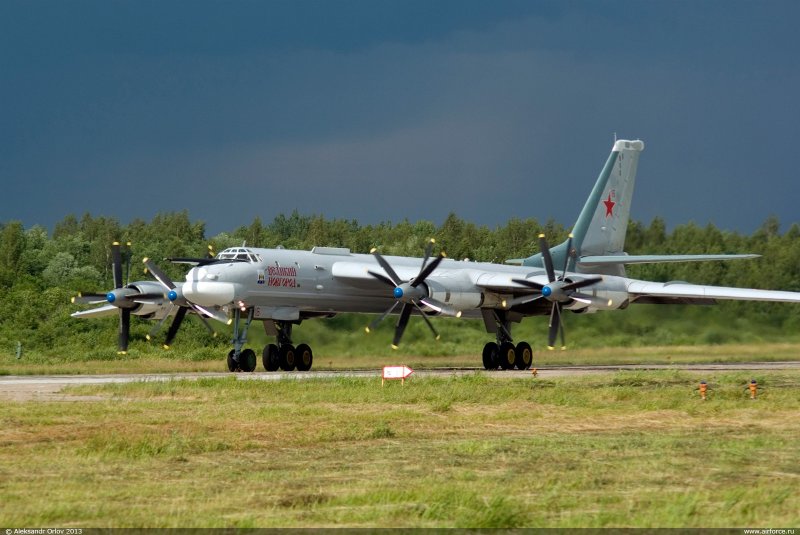 Авиабаза Украинка Амурская область самолет ту 95