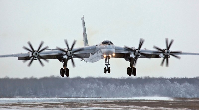 Самолет дальней авиации ту-95 МС