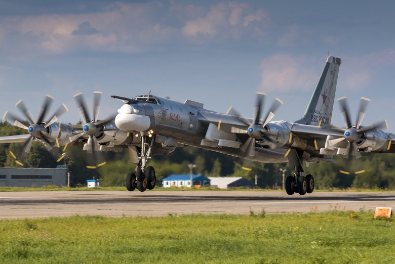 Стратегический ракетоносец ту-95мс
