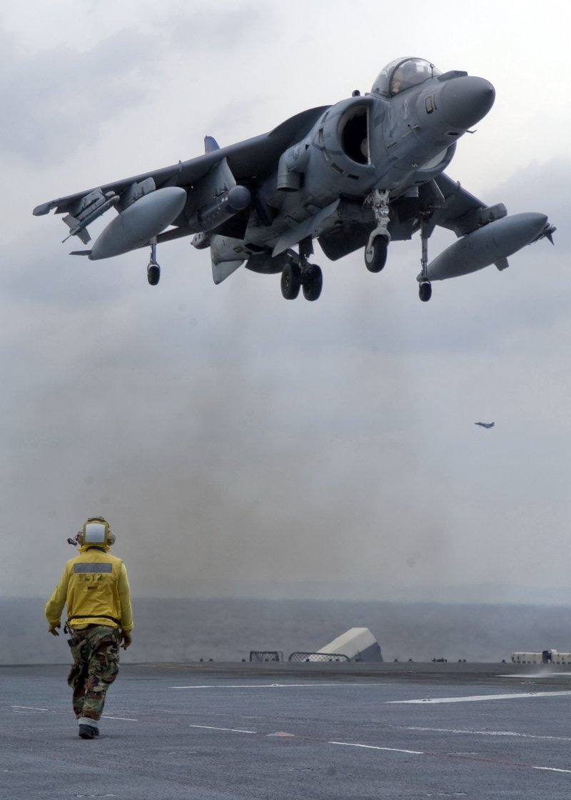 Av-8b Harrier