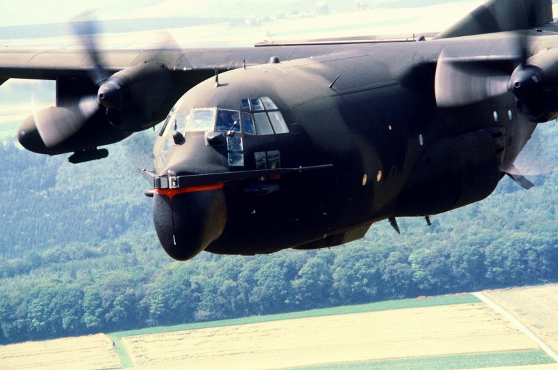 Самолёт MC-130e "Combat Talon"