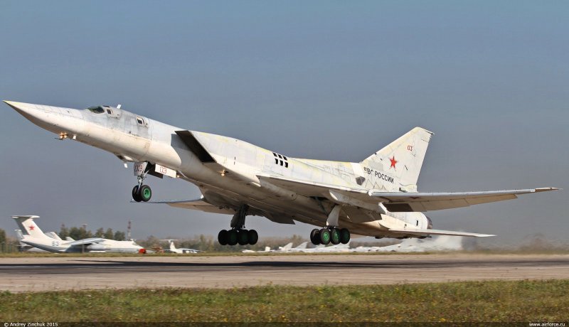 Бомбардировщик ту-95мс