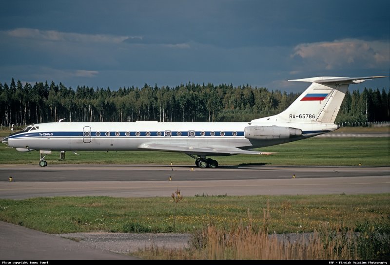 Ту 134б пассажирский самолёт
