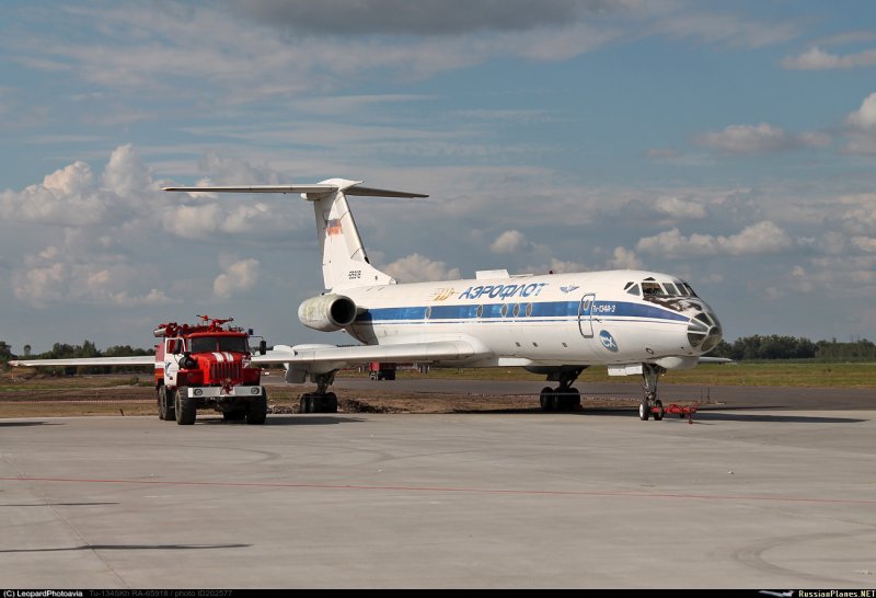 Самолет ту 134б