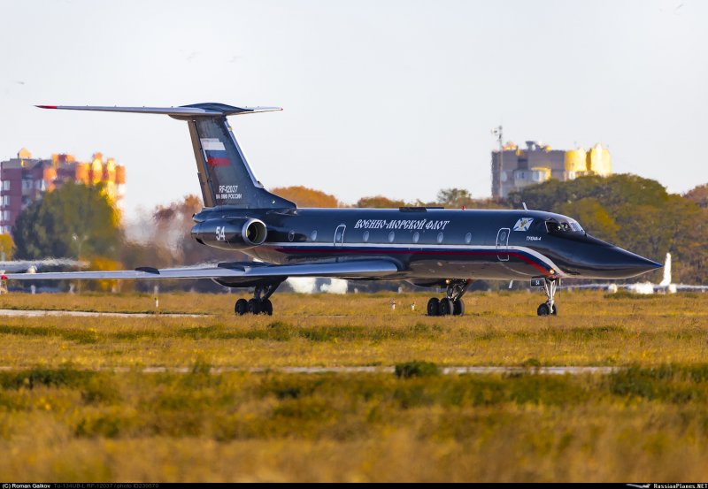 Самолет ту 134ш