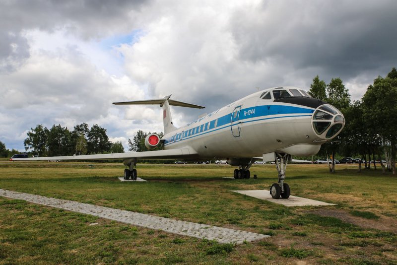 Туполев ту-134