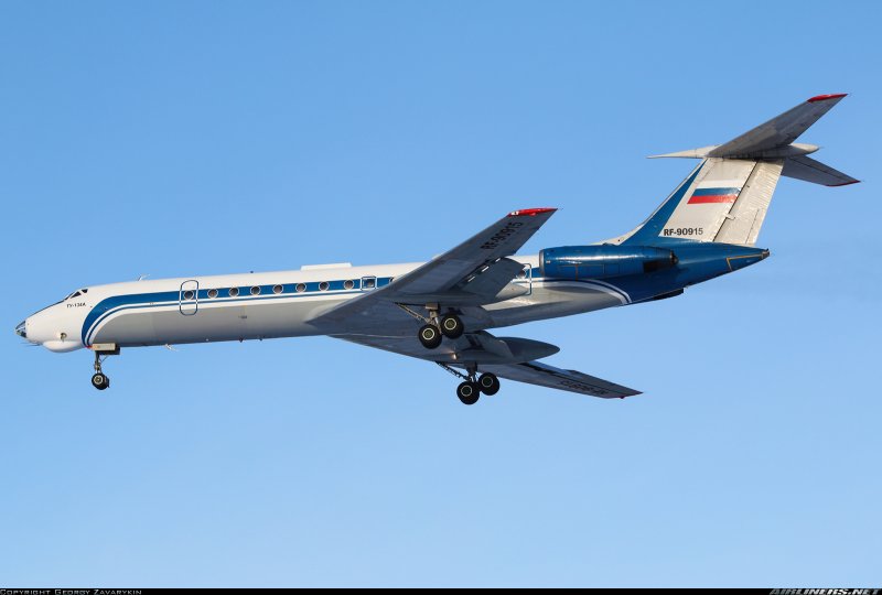 Ту-134 реактивный самолёт