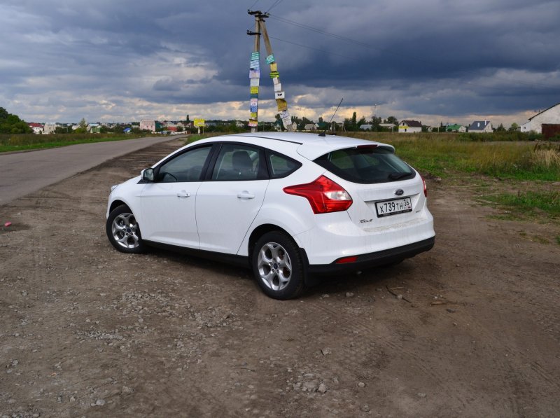 Ford Focus 3 белый