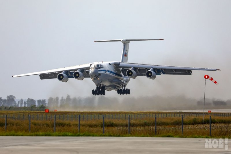 Авиаспоттер