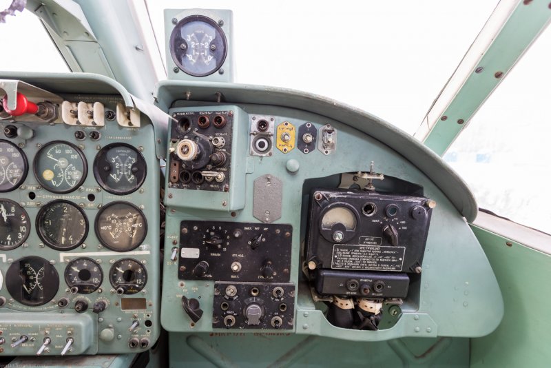 Закрылки самолета АН 14