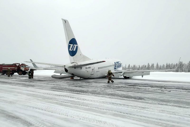 Усинск ЮТЭЙР Боинг