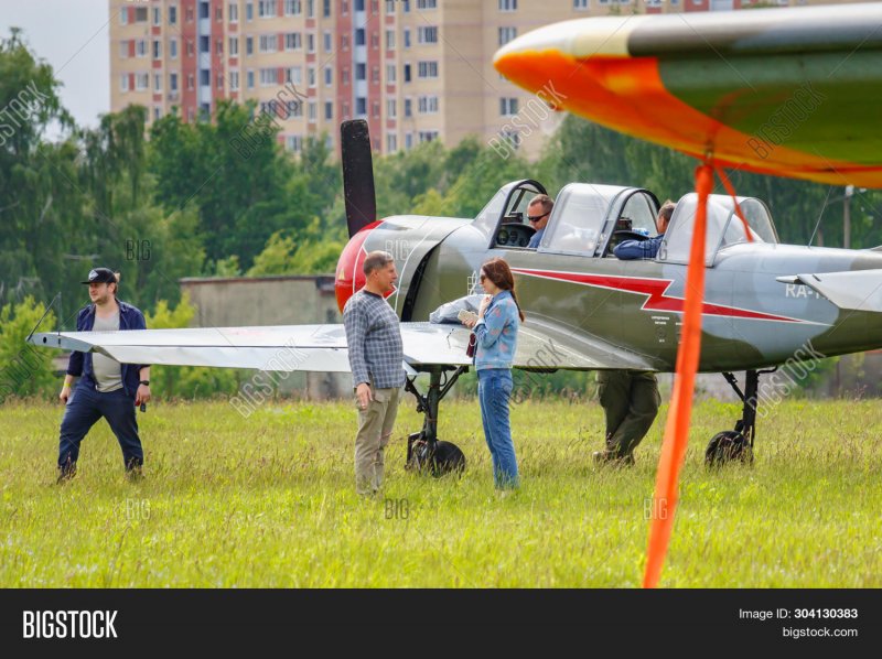 Як-52 учебный летательный аппарат