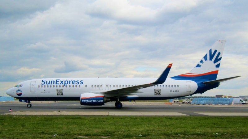 Боинг 737 10