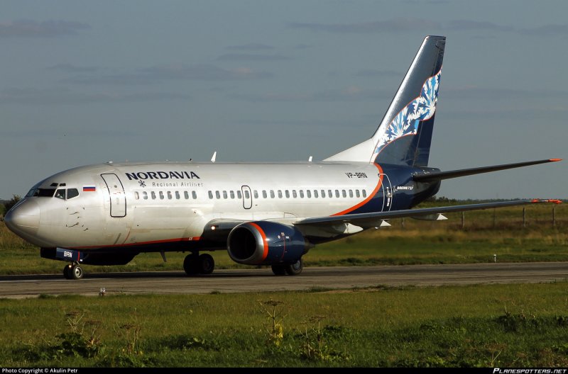 Boeing 737-500 s7 салон