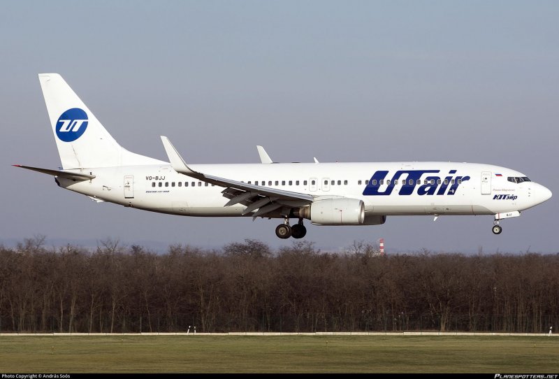 Боинг 737 5y0