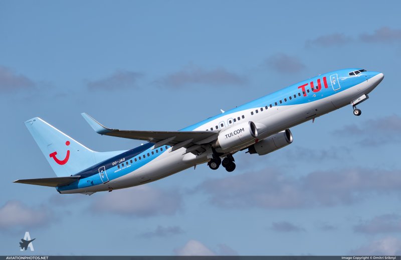 Самолёт Боинг 737-800 внутри