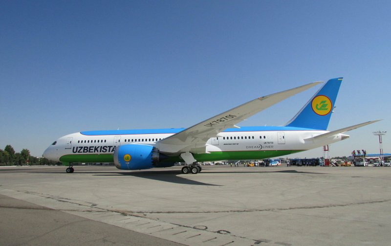 Боинг 787-9 Uzbekistan Airways