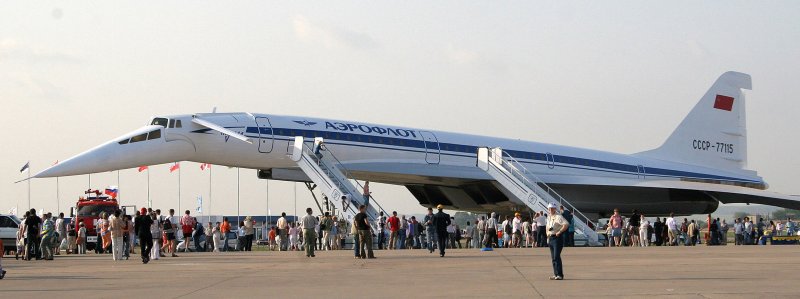 Самолет Туполева 144