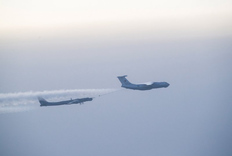 Самолет Stratolaunch model 351
