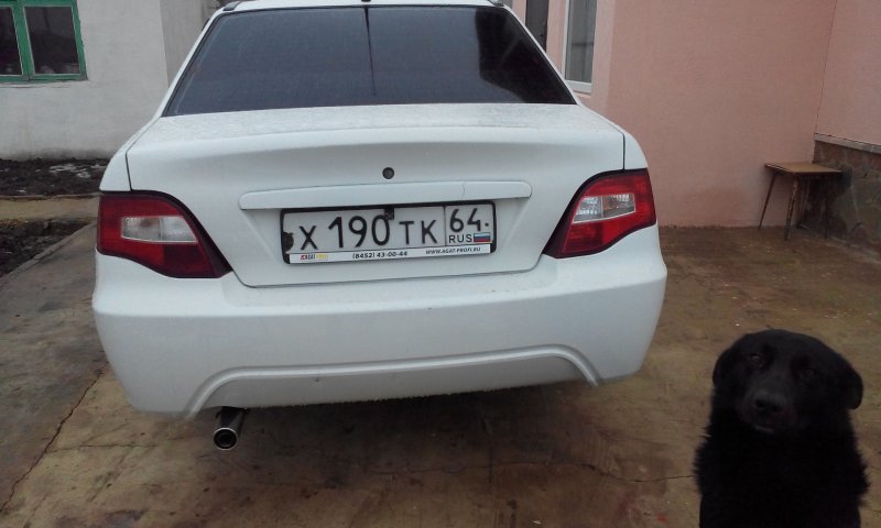 Daewoo Nexia вид сзади