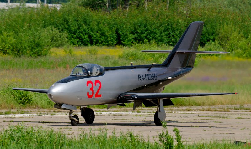Як 25 истребитель 1947