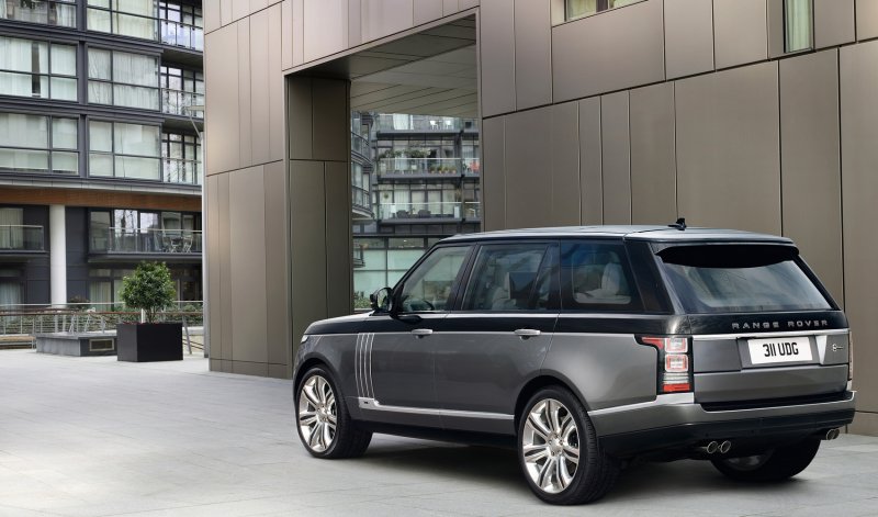 Range Rover Sport SV Autobiography