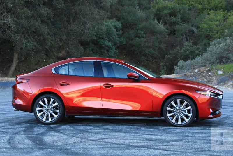 Mazda 3 sedan 2020