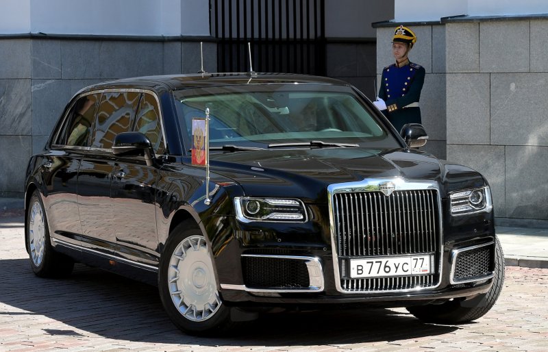 Аурус" l700.